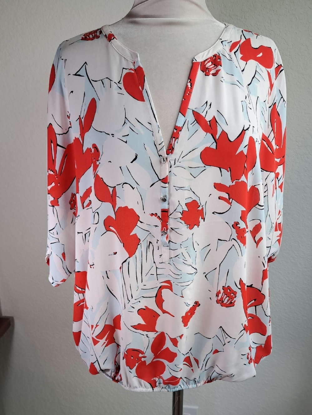 Vince Camuto Women’s Blouse Red White Floral V-Neck Cap Sleeve Blouson Large